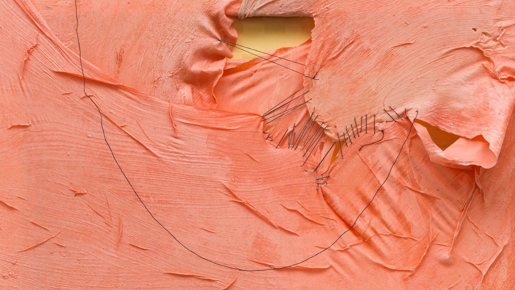 Leda Bourgogne, Bloomer, 2018, Latex auf Nylon, Lack, Tischtuch, Faden, 38 x 50 x 8,5 cm, Courtesy BQ, Berlin, Foto: Roman März, Berlin