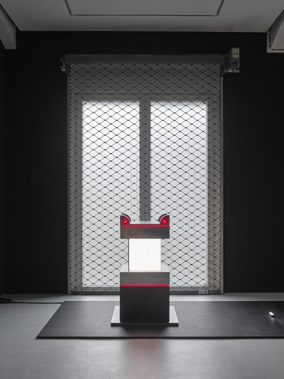 Alona Rodeh, DARK AGES 2020 (Altar), 2019, Courtesy the artist and Christine König Galerie,  Vienna © VG Bild-Kunst, Bonn, Photo: Achim Kukulies 