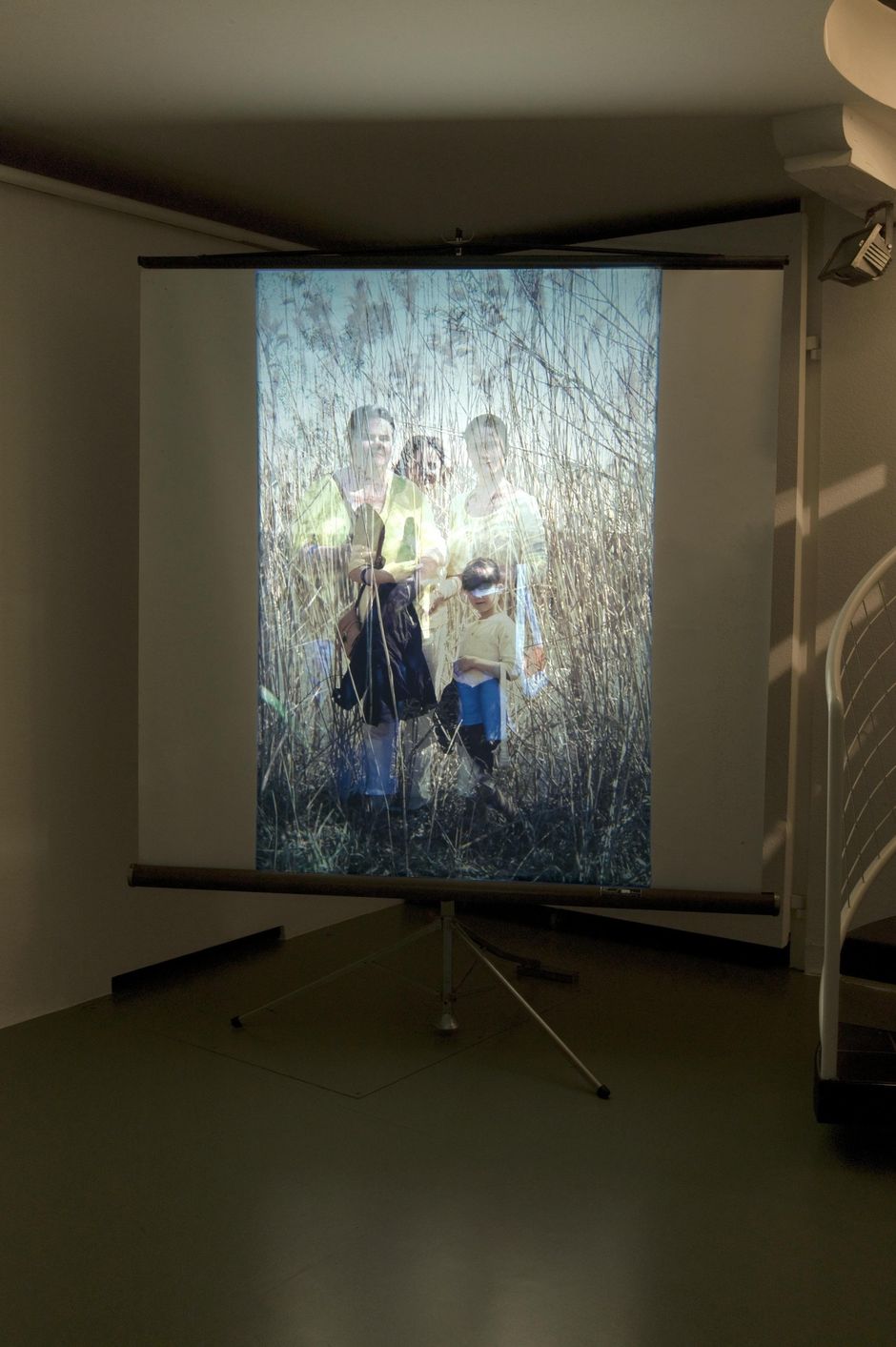 Luzia Hürzeler, 30 Jahre, 2015, Installation with Slide Projection and Sound (8:08), Installation view Galerie Gisèle Linder, Basel, Courtesy: the artist , © Serge Hasenböhler 