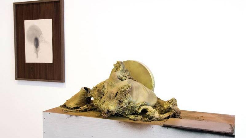 Thomas Helbig, (v.l.) Ohne Titel, 2008, Horizont, 2008, Installationsansicht KAI 10 | Raum für Kunst, Düsseldorf, Foto: Hendrik Reinert