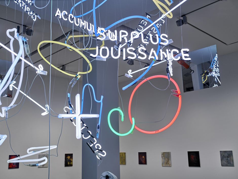 Warren Neidich, Sibylle Springer, Installation view, 2020, KAI 10 | ARTHENA FOUNDATION, Photo: Achim Kukulies, Düsseldorf, Courtesy the artists