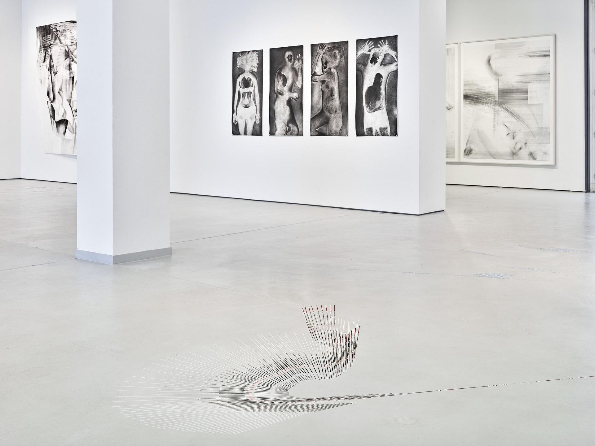 Installation view Britta Lumer, Hanna Hennenkemper, Nicole Wendel, Birgit Hölmer in KAI 10 | ARTHENA FOUNDATION / Courtesy Lumer: the artist, VG Bild-Kunst Bonn, 2022 / Hennenkemper: the artist / Wendel: the artist / Hölmer: the artist, VG Bild-Kunst Bonn, 2022 / Photo: Achim Kukulies, Düsseldorf