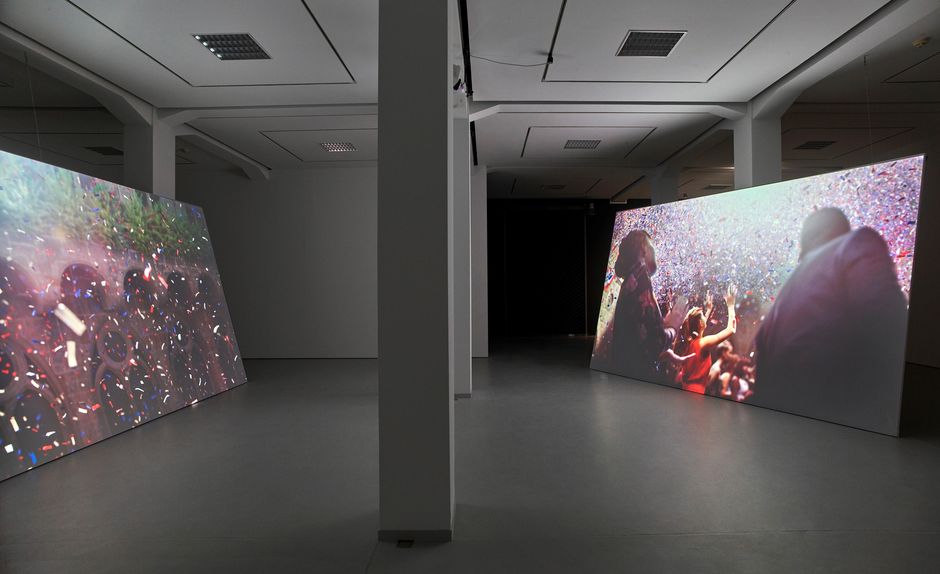 David Claerbout, the “confetti” piece, 2015-2018, Installation view KAI 10 | ARTHENA FOUNDATION, Courtesy the artist and Sean Kelly, New York; Esther Schipper, Berlin; Rüdiger Schöttle, Munich; Pedro Cera, Lisbon, Photo: Achim Kukulies, Düsseldorf / VG Bild-Kunst, Bonn 2020